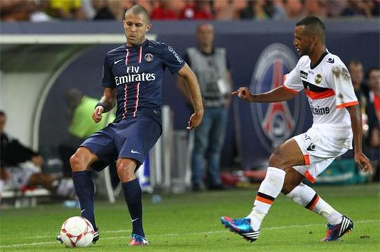 曼联、皇马均已报价莫扎基蒂斯，奥林匹亚科斯：得加钱