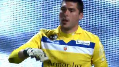 美记：马刺将哈珀和卡斯尔视为“非卖品”，不会交易他们