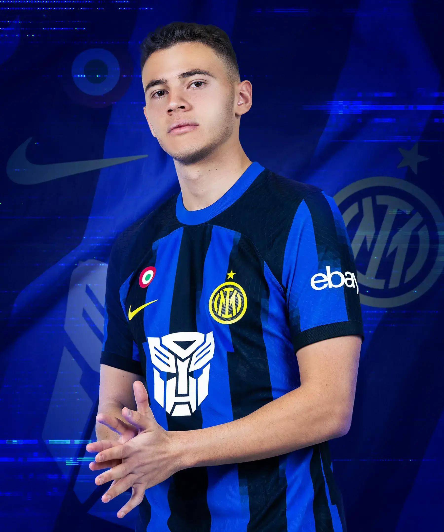 自2012年以来，戴奇是首位欧战开局3场零封的英格兰主教练（戴奇成2012年以来首位在欧战前三场全部零封的英格兰主帅）