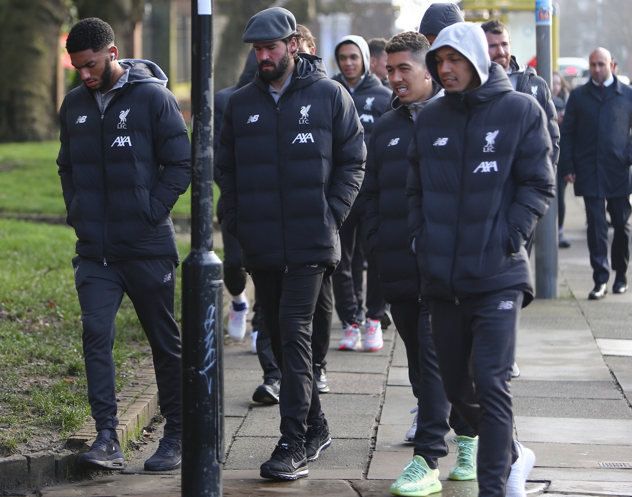 英媒：拜仁有意费耶诺德右后卫里德，但将面临英超俱乐部竞争