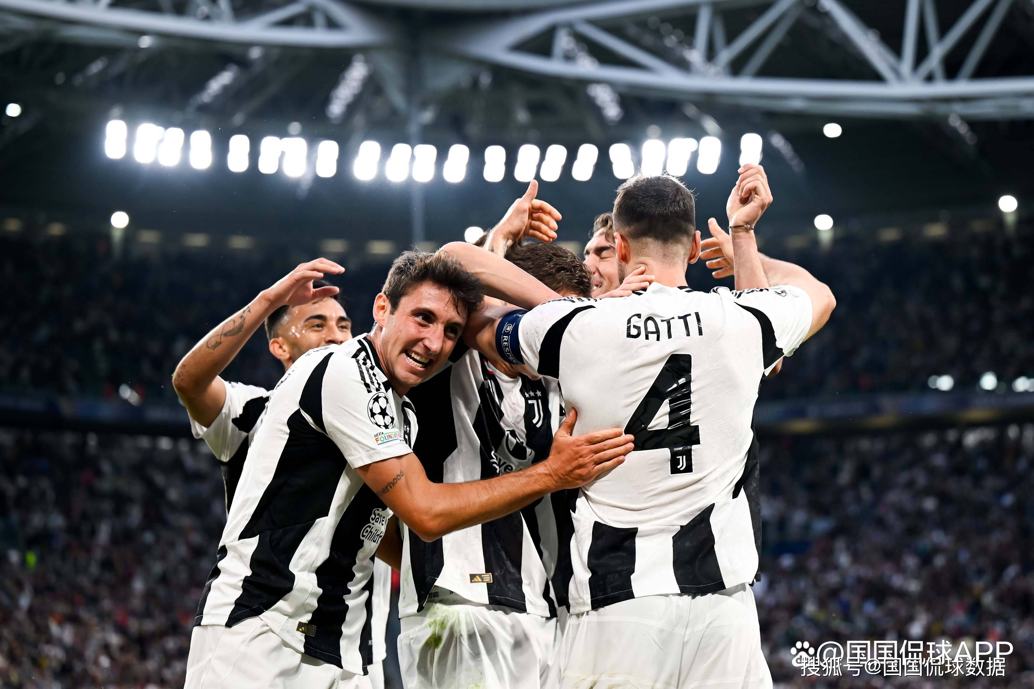 法尔克：若温哥华白浪夺冠穆勒将获30万欧，奖金和在拜仁一样