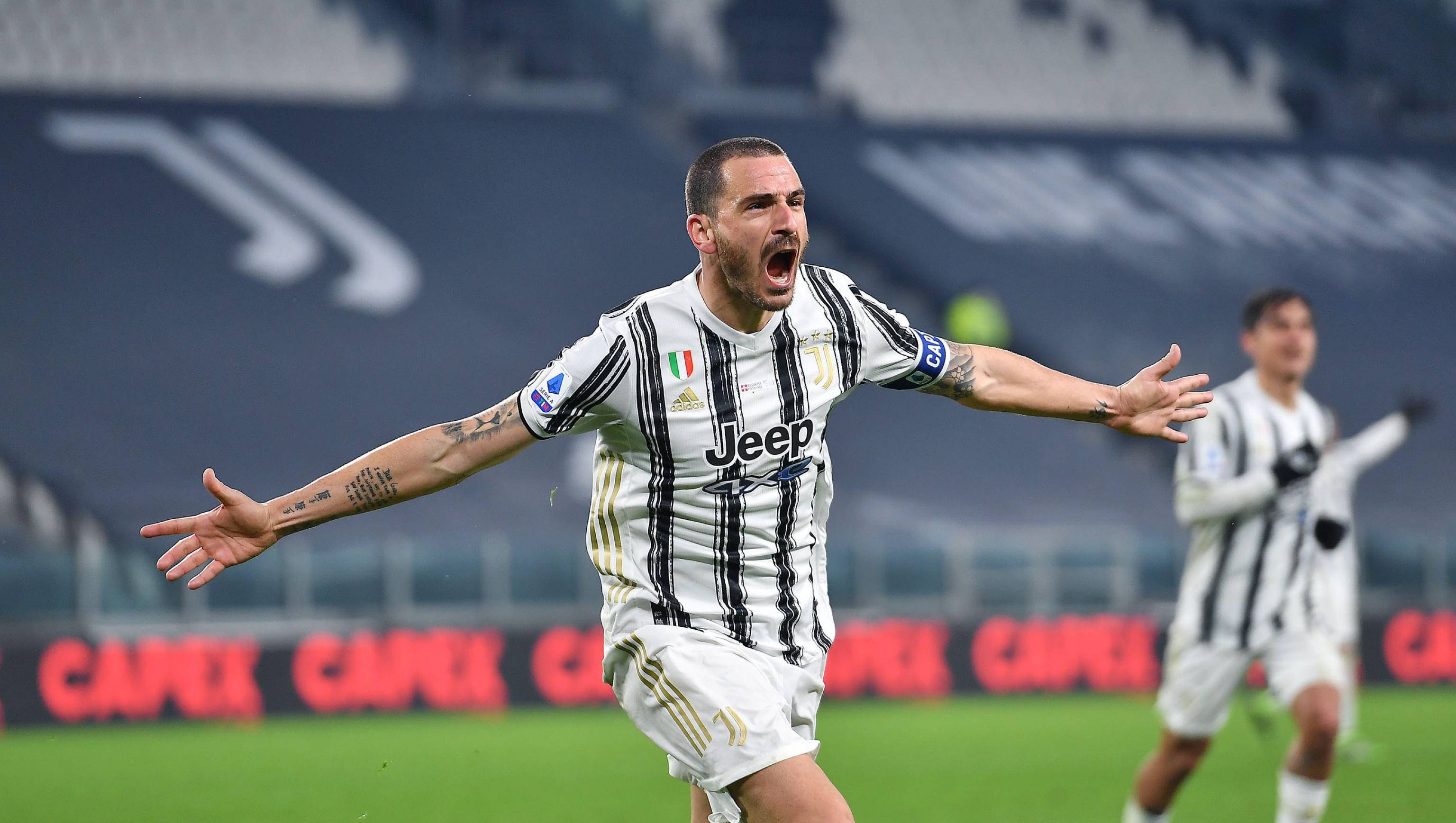 乐天桃猿宣布与 2025 夺冠功臣 Marcelo Martinez 续约，外传年薪涨幅达 40%